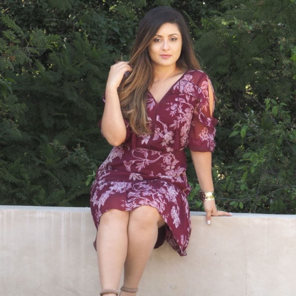 LC Lauren Conrad burgundy floral chiffon Dress M country boho cottagecore